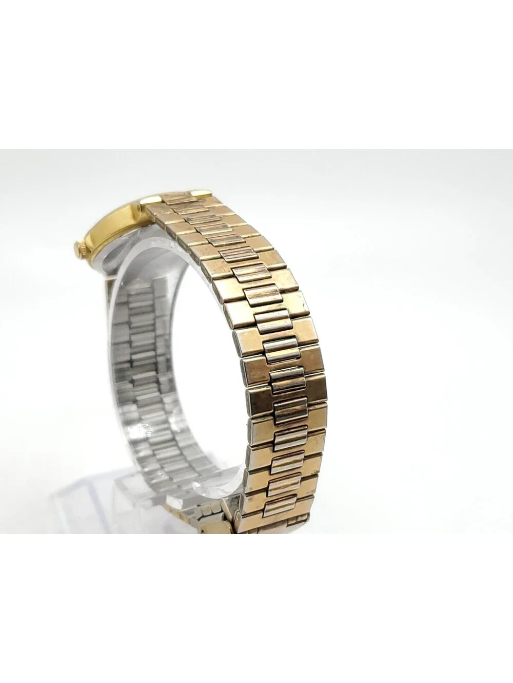 Vintage Elgin Quartz Womens Watch New Battery Gold Tone Adjustable Band 24mm